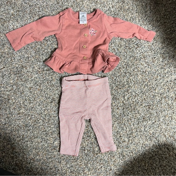 Carter's Other - Baby Girl Clothes New Carter's Newborn 2pc Dusty Rose Flower Outfit